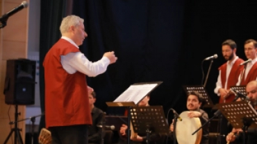 KOCAELİ İLAHİHYAT'TA MEZUNİYET SEVİNCİ