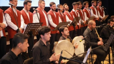 KOCAELİ İLAHİHYAT'TA MEZUNİYET SEVİNCİ