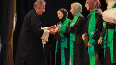 KOCAELİ İLAHİHYAT'TA MEZUNİYET SEVİNCİ
