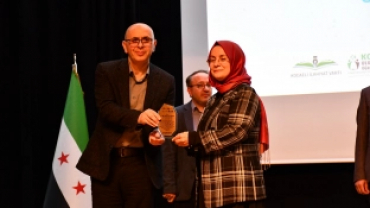 GÖÇÜN İKİ YÜZÜ: KAZANIM MI, KAYIP MI? MÜNAZARA YARIŞMASI GERÇEKLEŞTİ