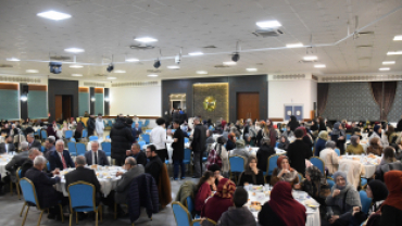 GELENEKSEL İFTAR SOFRASINDA GÖNÜLLER KENETLENDİ