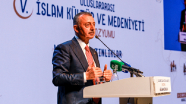 V. ULUSLARARASI İSLAM KÜLTÜR VE MEDENİYETİ SEMPOZYUMU “MÜSLÜMAN AZINLIKLAR” NİHAYETE ERDİ